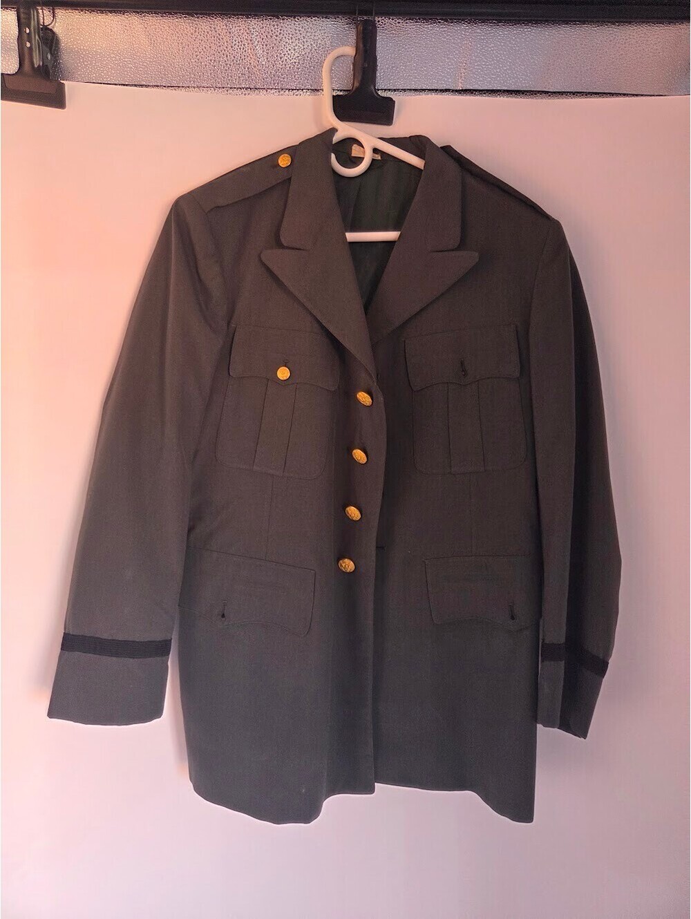 Vintage U.S. Army Green Dress Uniform Coat Jacket 42R with Gold Buttons
